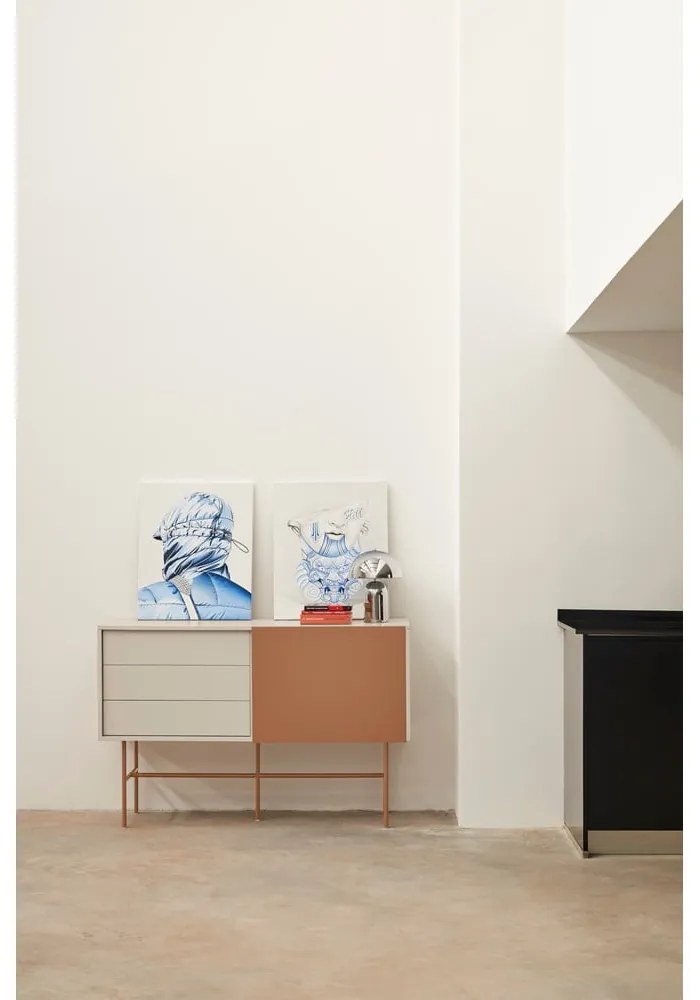 Nízka komoda s posuvnými dverami v béžovo-tehlovej farbe140x91 cm Nube – Teulat