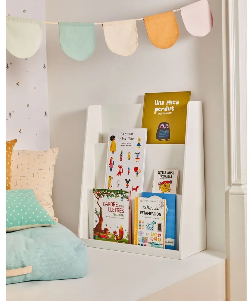 Biela detská knižnica 59,5x69,5x23 cm Adiventina – Kave Home