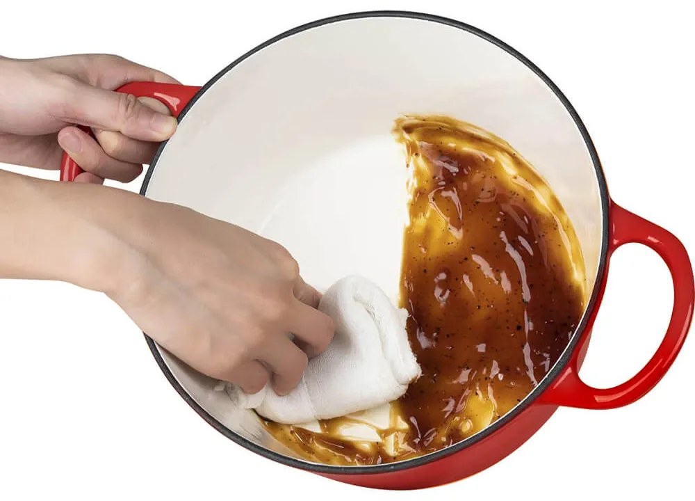Smaltovaný liatinový hrniec s pokrievkou, 4L, červený