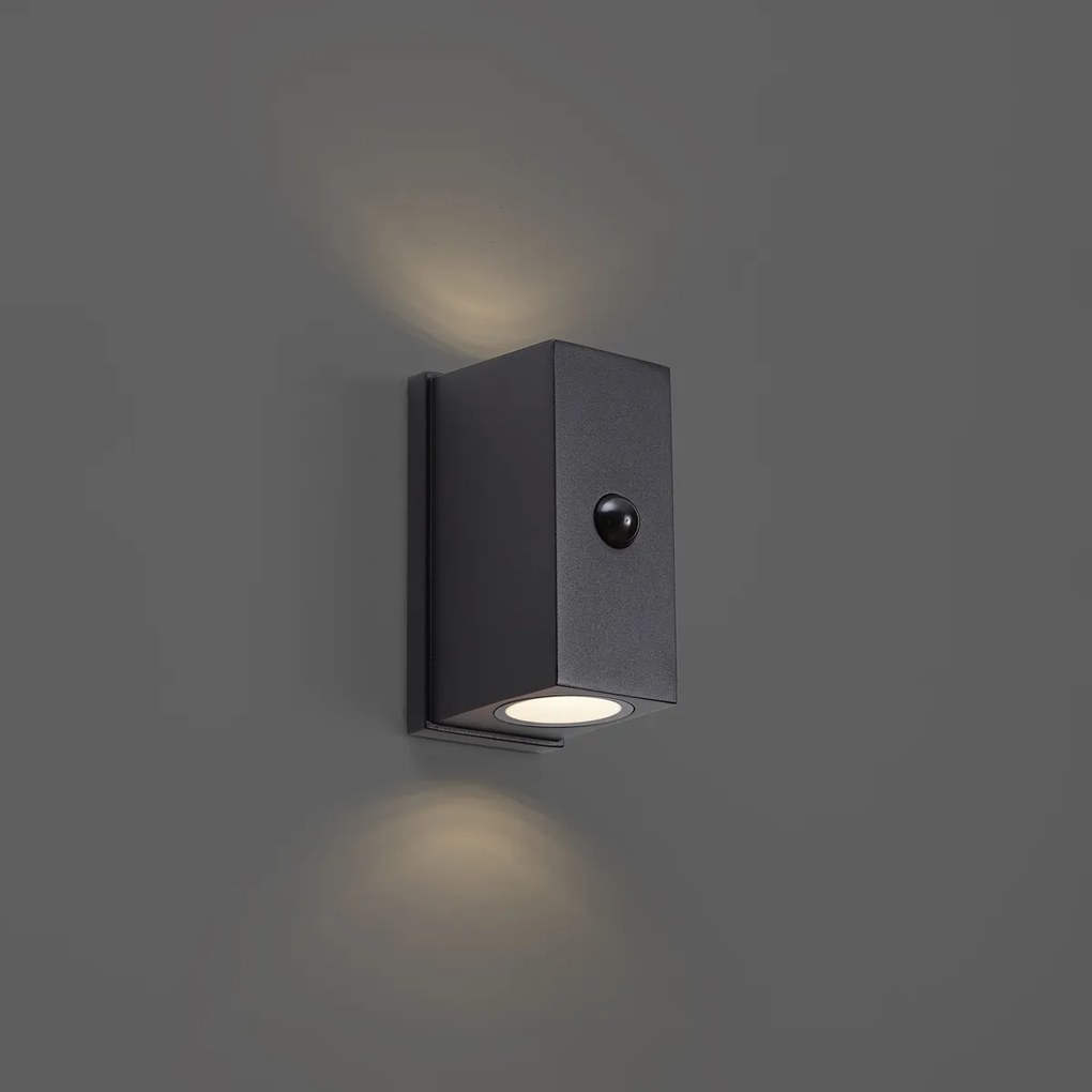 Čierna nástenná lampa so 4-stupňovým magnetickým senzorom a integrovanou nabíjateľnou LED - Baleno