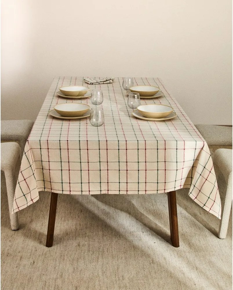 Ručne vyrobený obrus zo žakára 150x250 cm Aldelie – Kave Home