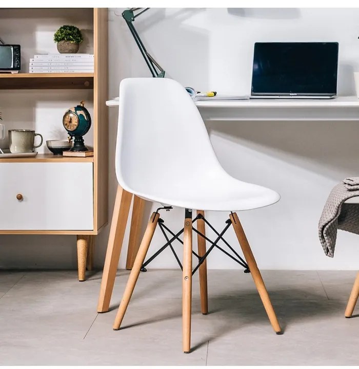 ShopJK STOLIČKA CLASSIC ČIERNA, ŠKANDINÁVSKY ŠTÝL