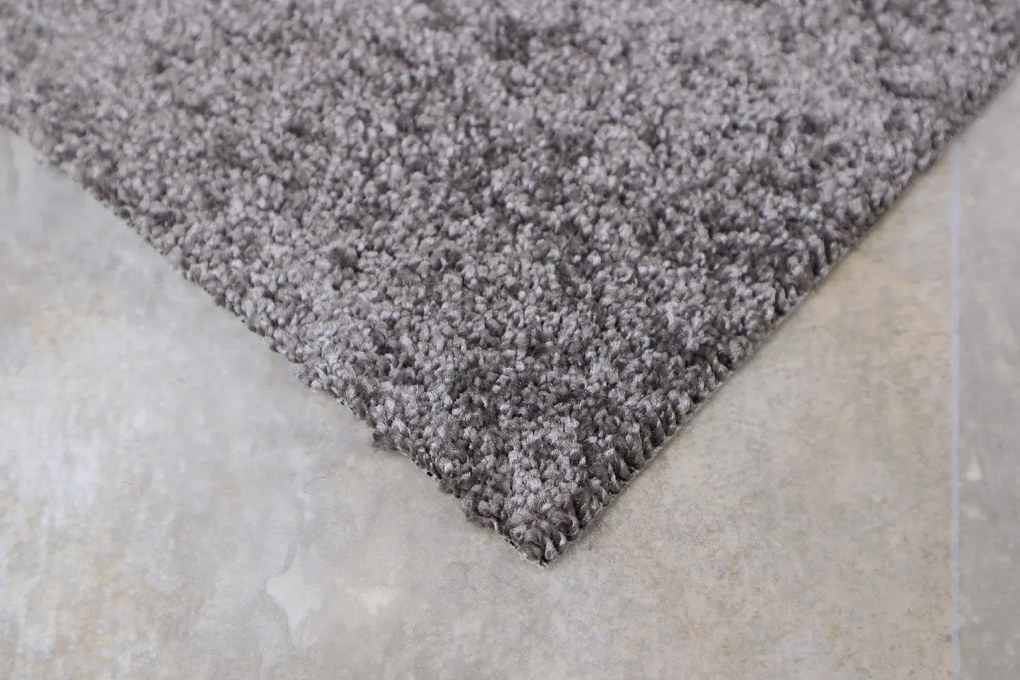 Metrážny koberec Capri šedej - neúčtujeme odrezky z role, na mieru, šíře 1,33m,1m,2m,3m,4m,na mieru, neúčtujeme odrezky, šedá, chodba / predsieň