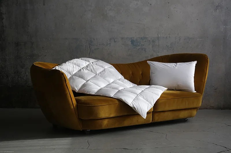 Hilding Anders Luxusný set prikrývky a vankúša zo 100% maďarského husieho páperia IMPERIAL DOWNY Rozmer vankúša: 50 x 70 cm, Rozmer prikrývky: celoročná 200 x 220 cm