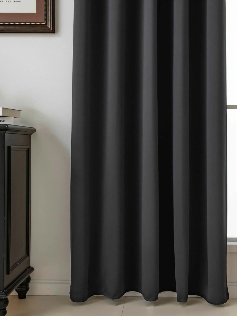 Blackout závesy Elias antracitová – 140 × 250 cm (2 ks) - riasiaca stuha