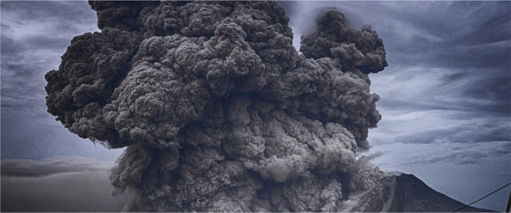 Obraz - Sopečná erupcia (120x50 cm)