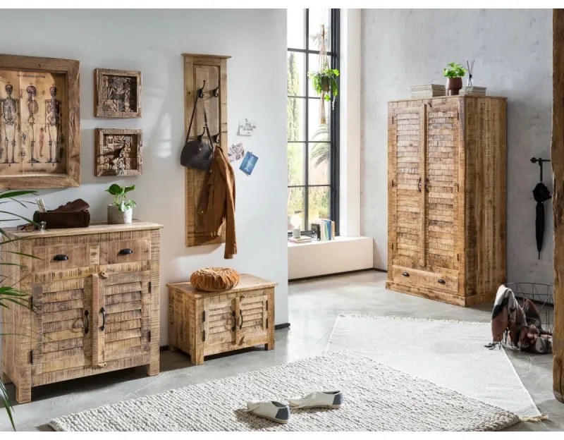furniture-nabytek.cz - Masívna šatní skriňa Caribou z mangového dreva, lakovaná, prírodná farba – 90×60×180 cm