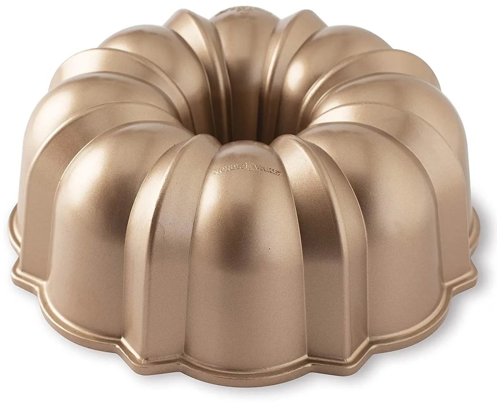 Nordic Ware Forma na bábovku Original karamelová 2,84 l