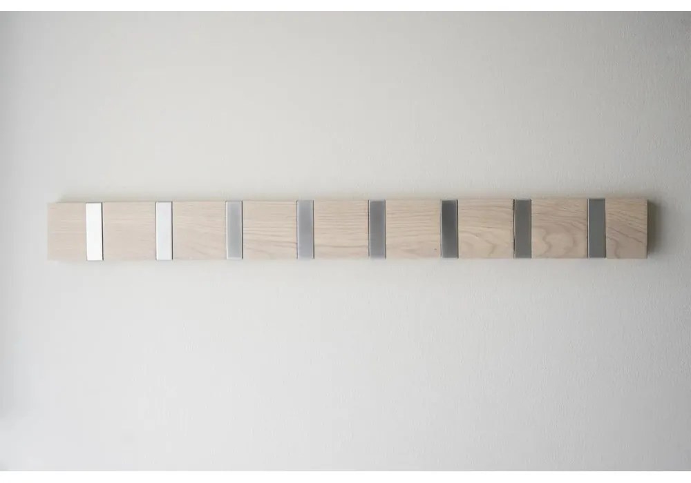 Nástenný vešiak z dubového dreva v prírodnej farbe Confetti – Rowico