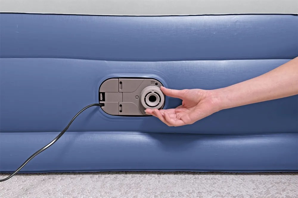 Nafukovací matrac Bestway 203 x 152 x 46 cm 67630