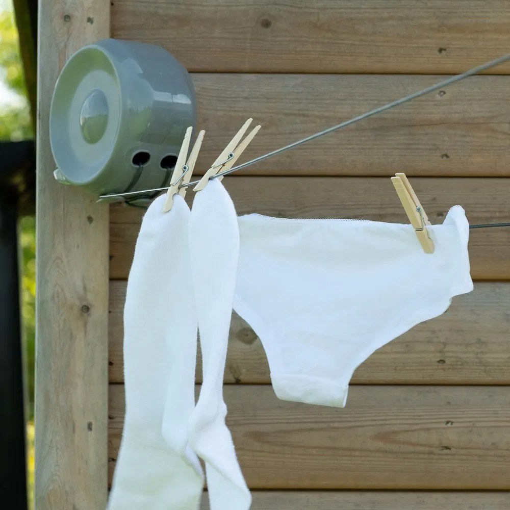 Sivý nástenný sušiak na bielizeň 30 m – Addis