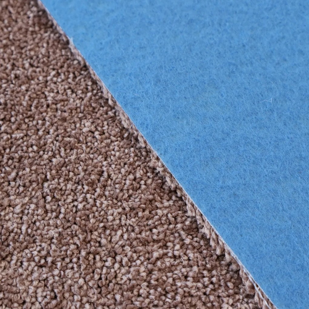 Metrážny koberec Feliz 068, na mieru, šíře 4m, ružová, filc, detská izba, ITC