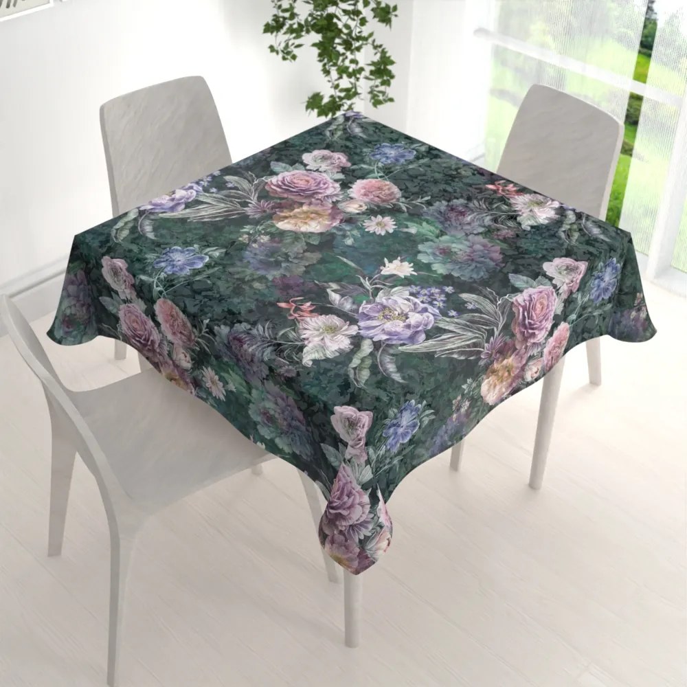 Biante Dekoračný štvorcový obrus BM-010 Veľké fialové kvety na tmavo zelenom 40x40 cm