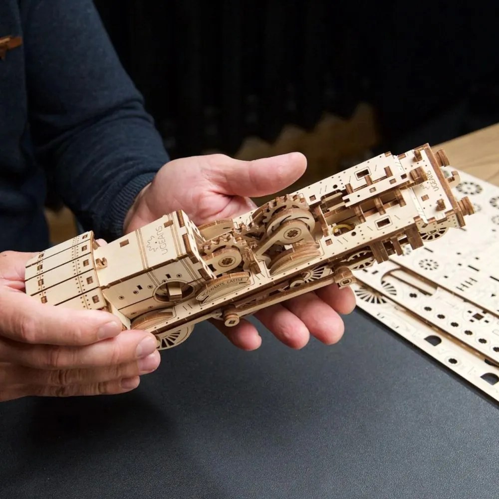 Ugears 3D mechanické puzzle Harry Potter Rokfortský expres 504 ks