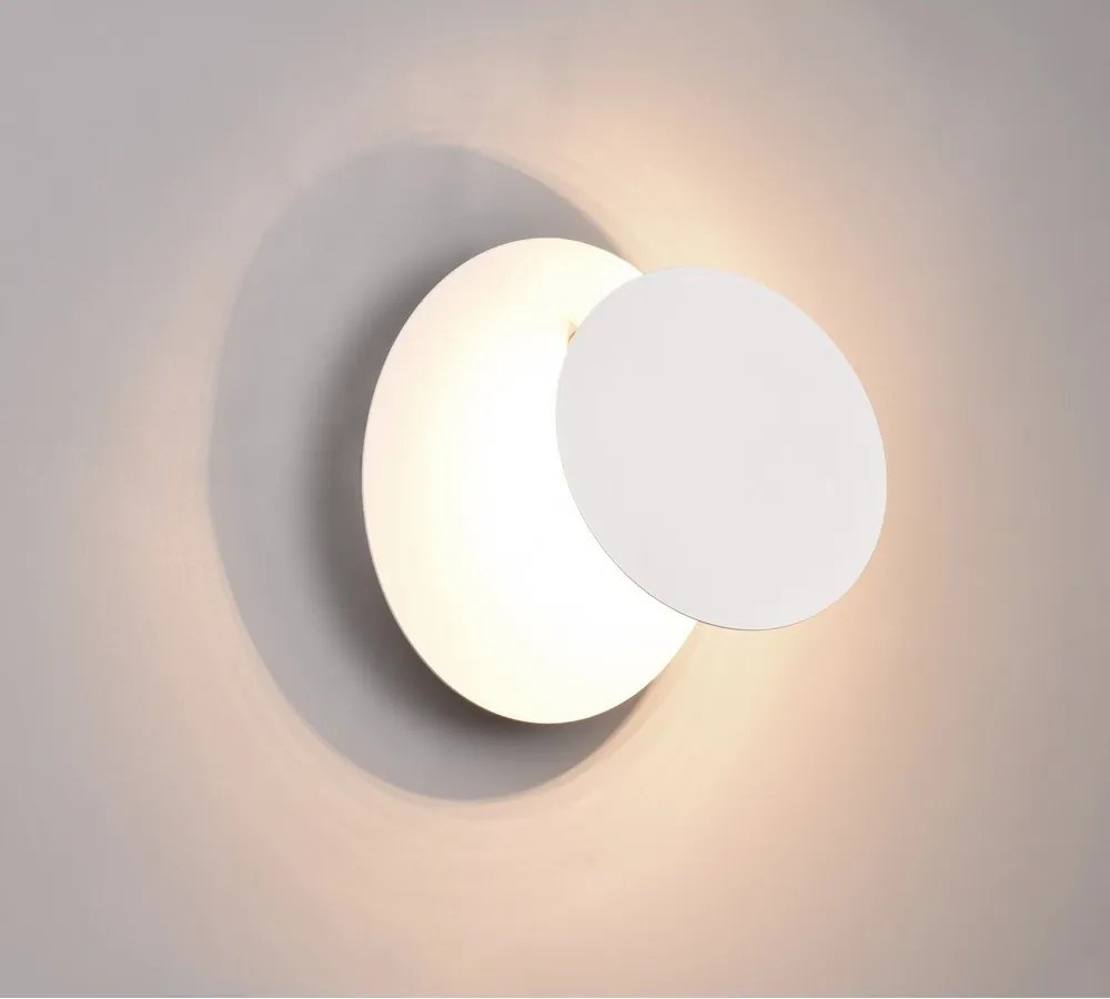 Biele LED nástenné svietidlo Mio – Trio