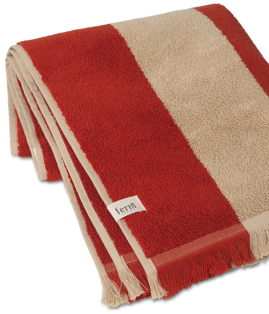 Ferm Living Bavlnená osuška Alee Light Camel/Red 70 x 140 cm