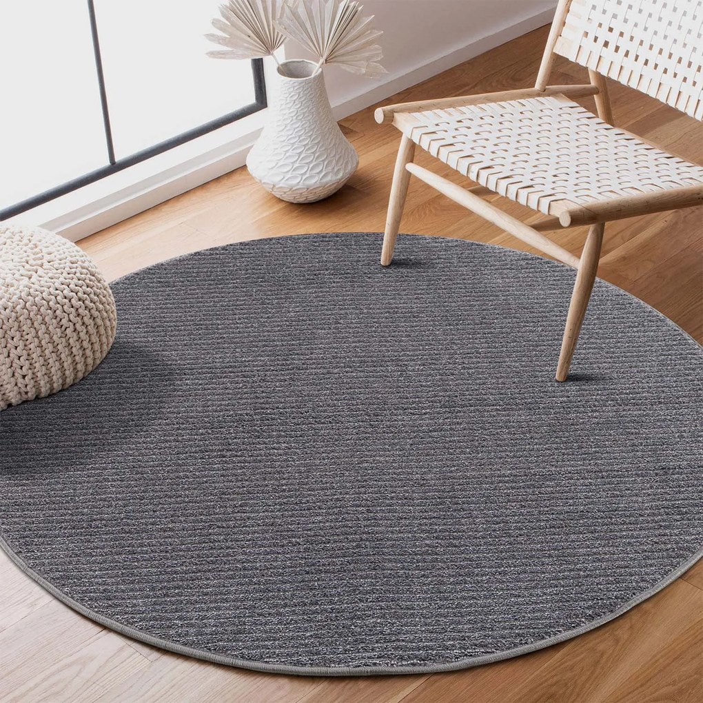 Dekorstudio Okrúhly jednofarebný koberec FANCY 900 - sivý Priemer koberca: 120cm