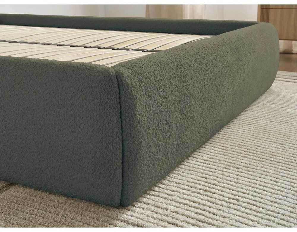 Tmavozelená čalúnená dvojlôžková posteľ s úložným priestorom/bez čela s roštom 160x200 cm Inera – Bobochic Paris