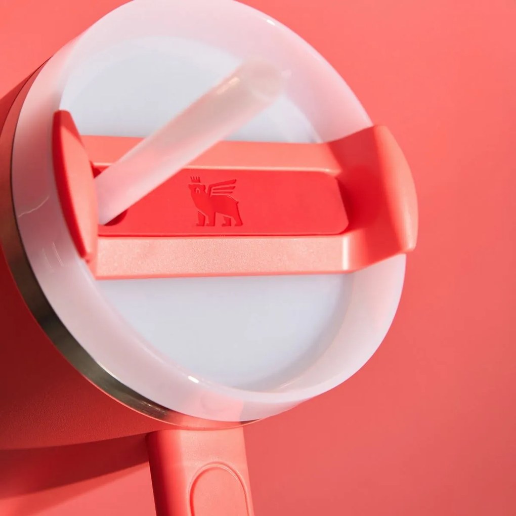 Stanley Termohrnček Quencher H2.O FlowState Tumbler 1180 ml Hot Coral