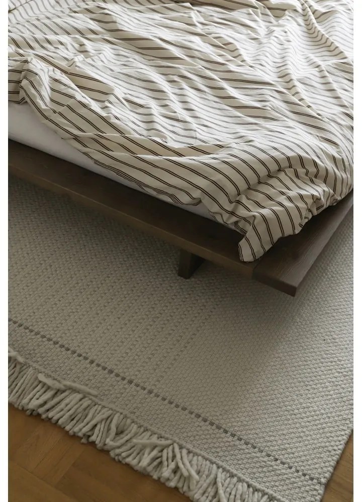 Hnedá dvojlôžková posteľ z borovicového dreva s roštom 180x200 cm Japan – Karup Design
