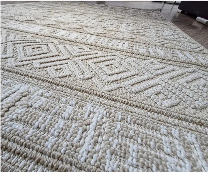 HU Béžový pruhovaný koberec Boho 881-B Rozmer: 60x100 cm