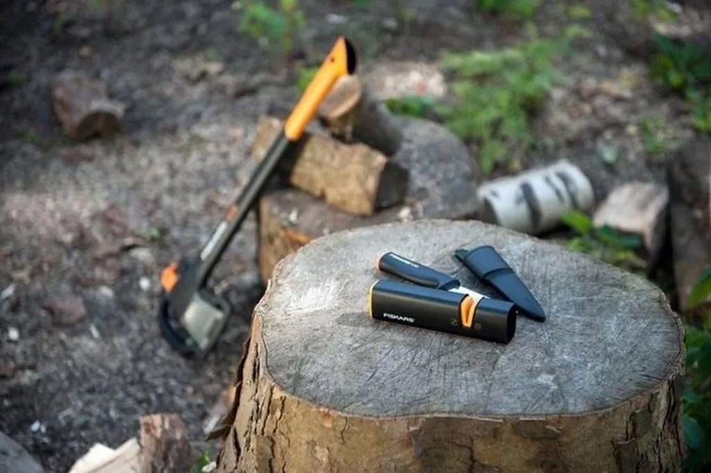 Fiskars Xsharp Ostrič nožov a sekier, 16,5cm (120740) 1000601