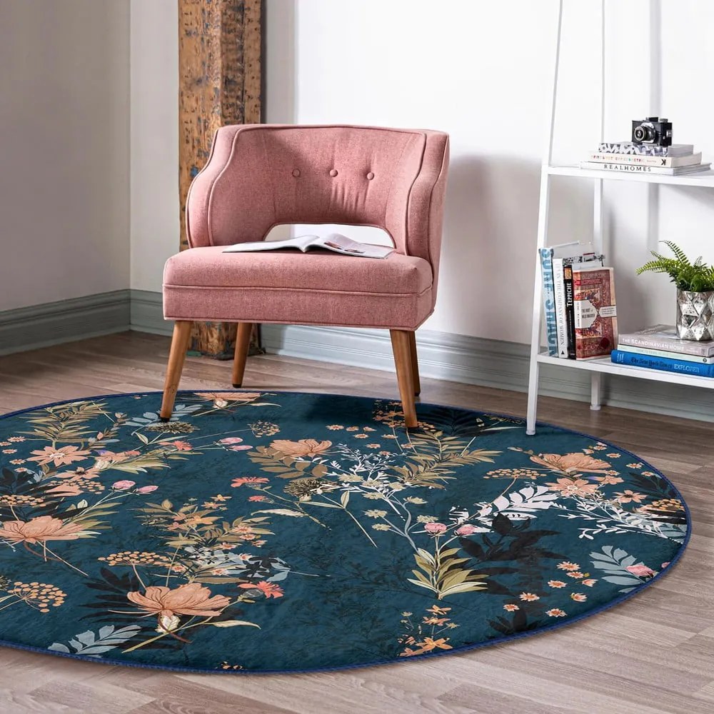 Tmavomodrý prateľný okrúhly koberec vhodný pre robotické vysávače ø 80 cm Comfort – Mila Home