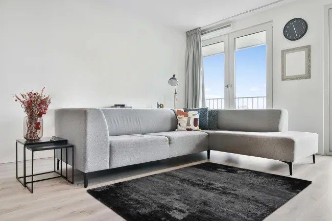 Koberec Agnella Calisia Bran sivý