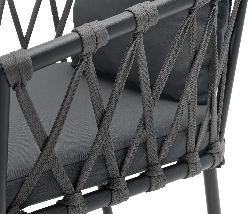 2 jedálenské kreslá s textilným výpletom