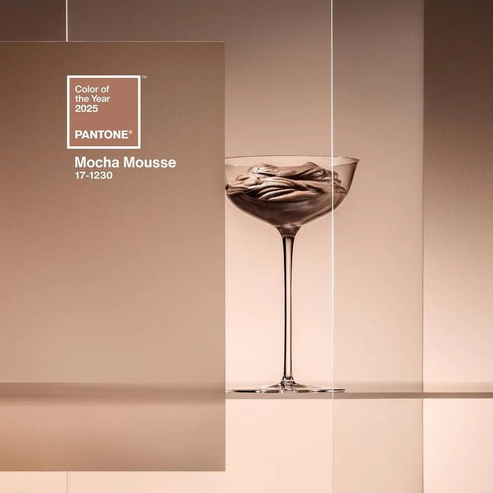 Svetlohnedé pútko na kľúče Mocha Mousse 17-1230 – Pantone