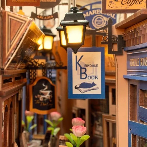 RoboTime 3D LED zarážka na knihy Setkání v pasáži, napájení 2xAAA