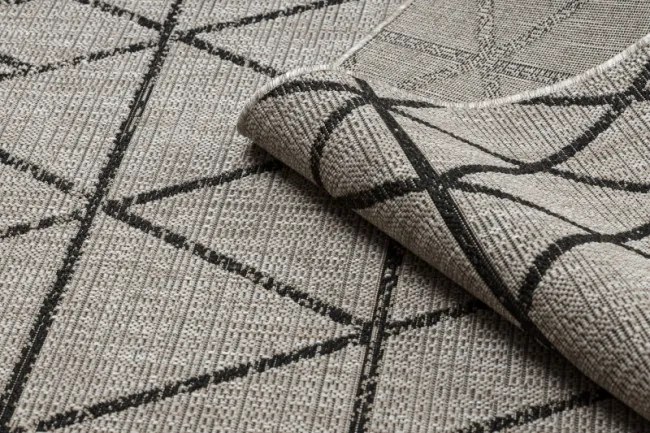 Koberec Šnúrkový SIZAL FLOORLUX 20508 strieb. / čierny Trojuholníky