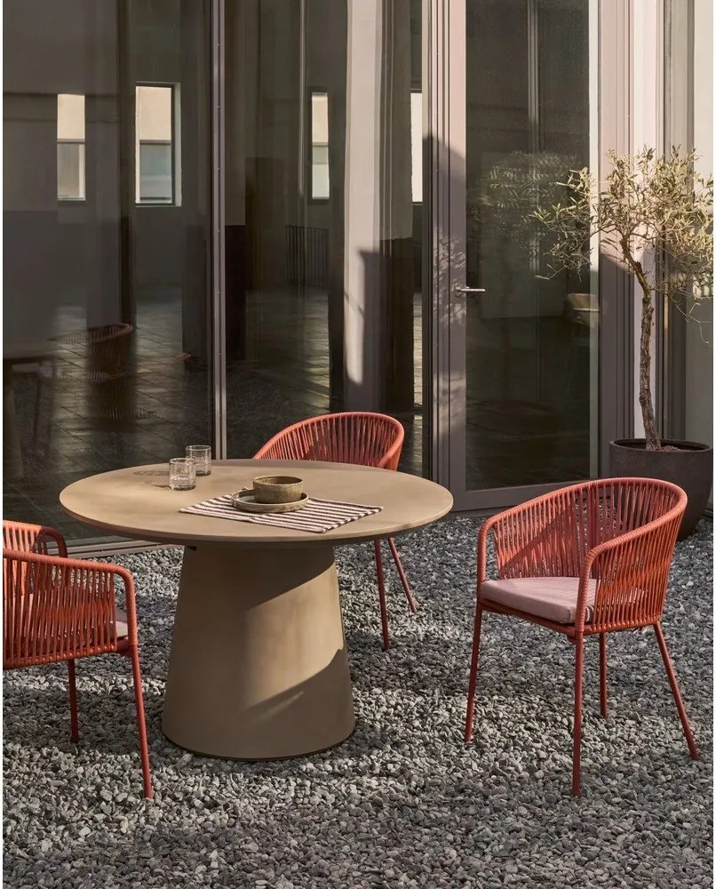 Betónový vonkajší jedálenský stôl Kave Home Itai, ⌀ 120 cm