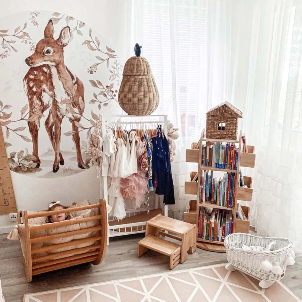 Samolepka do detskej izby Jeleň v kruhu M