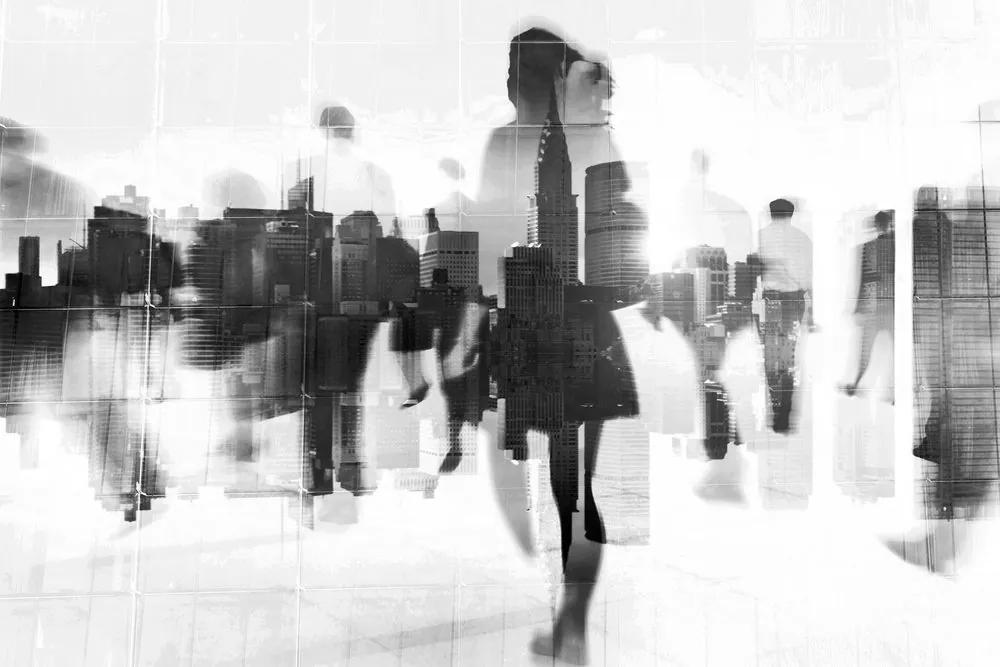 Obraz siluety ľudí vo veľkomeste v čiernobielom prevedení - 60x40