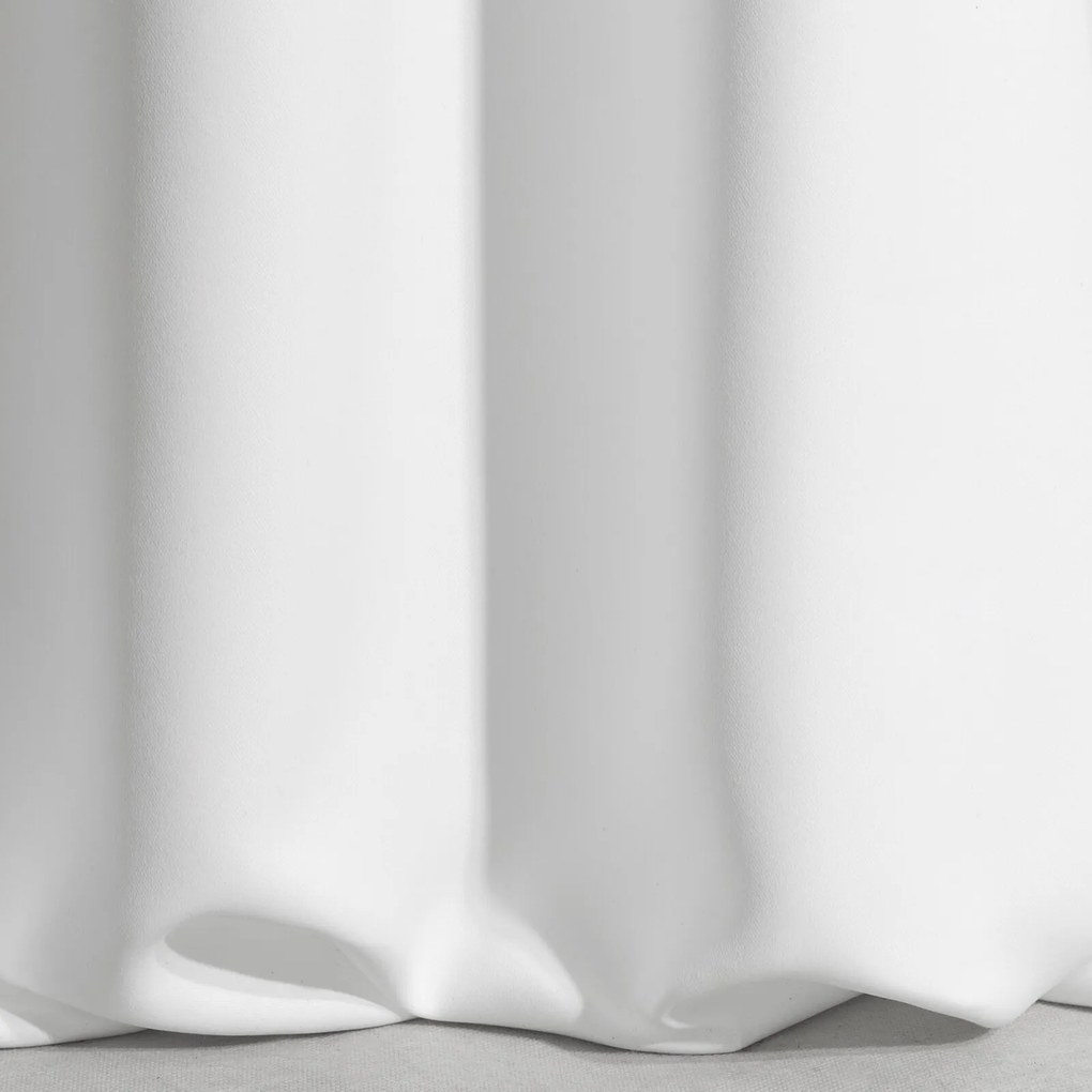 ZATEMŇOVACÍ ZÁVES NA KRÚŽKOCH BLACKOUT 135X250 CM BIELA