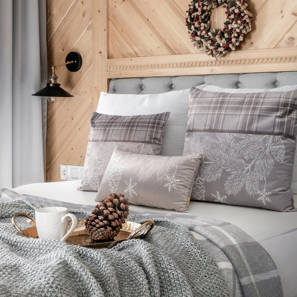 VIANOČNÁ DEKORAČNÁ OBLIEČKA NA VANKÚŠ HOLLY 1KS 60X60 CM BÉŽOVÁ