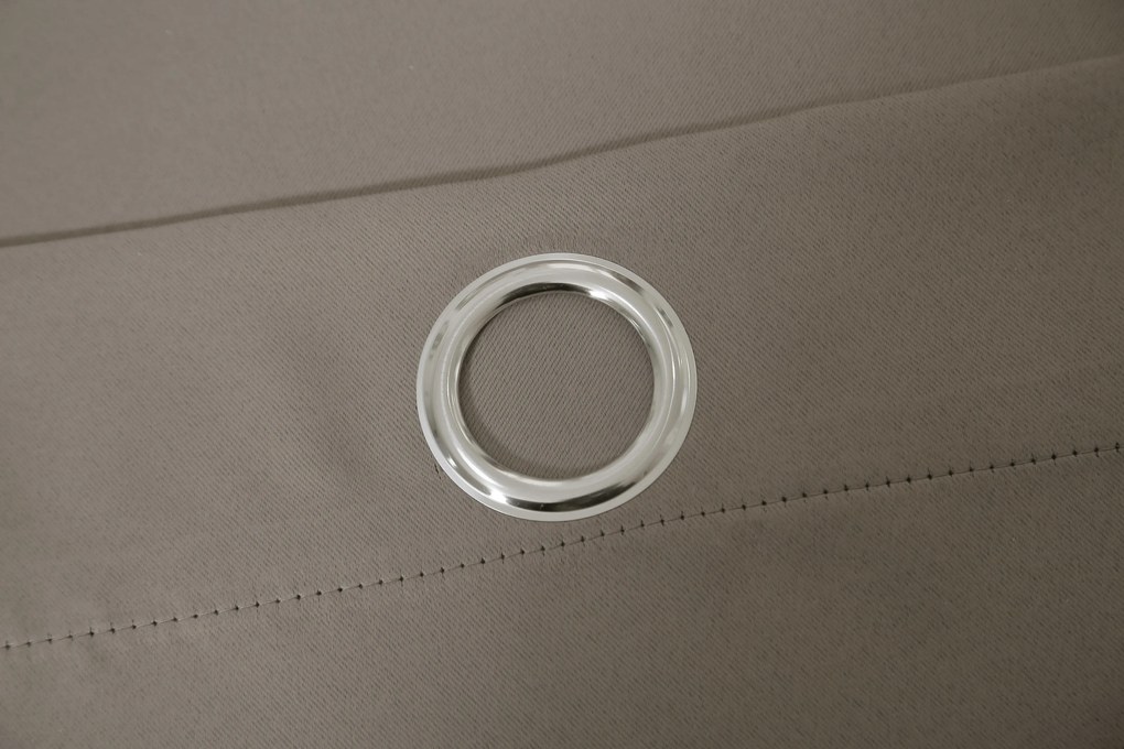 Svetlohnedý záves OXFORD 140x250 cm Zavesenie: Riasiaca páska