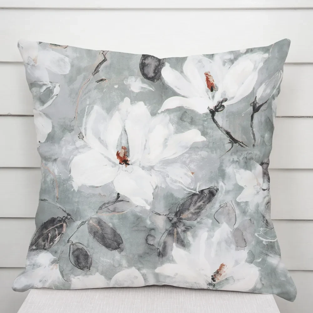 Biante Zamatová obliečka na vankúš Tamara TMR-016 Designové kvetiny na sivozelenom 70 x 90 cm