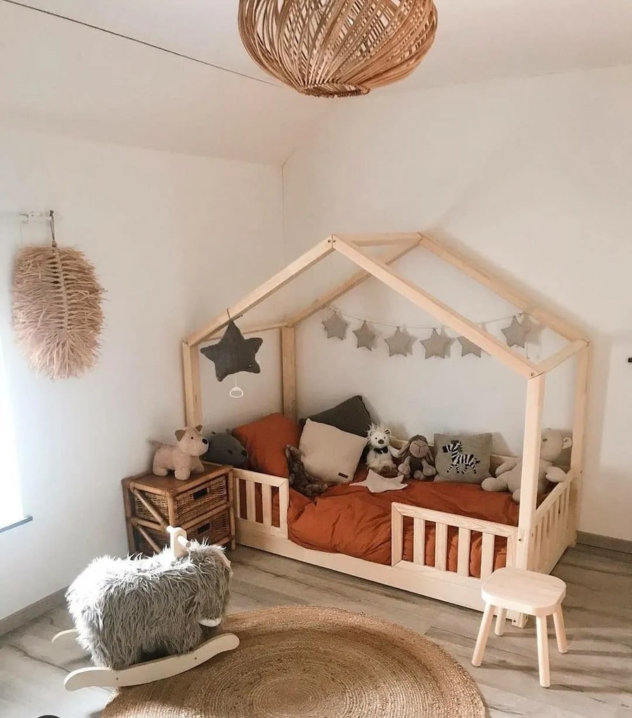 Priestranná domčeková posteľ Housebed Duo 140 x 200 – prírodná