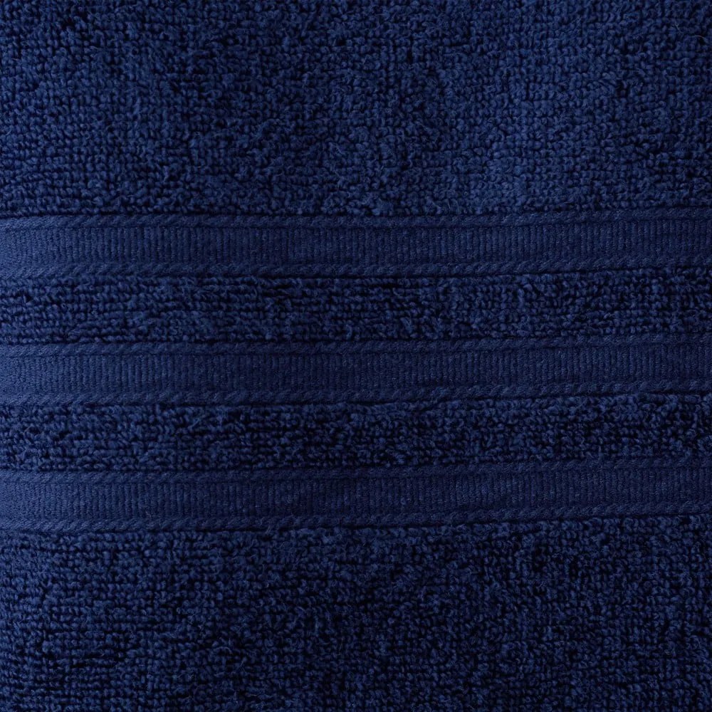 Tmavomodrý froté bavlnený uterák 50x85 cm Zero Twist – Catherine Lansfield