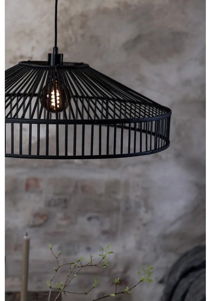 Čierne závesné svietidlo s bambusovým tienidlom ø 70 cm Tapa – Markslöjd