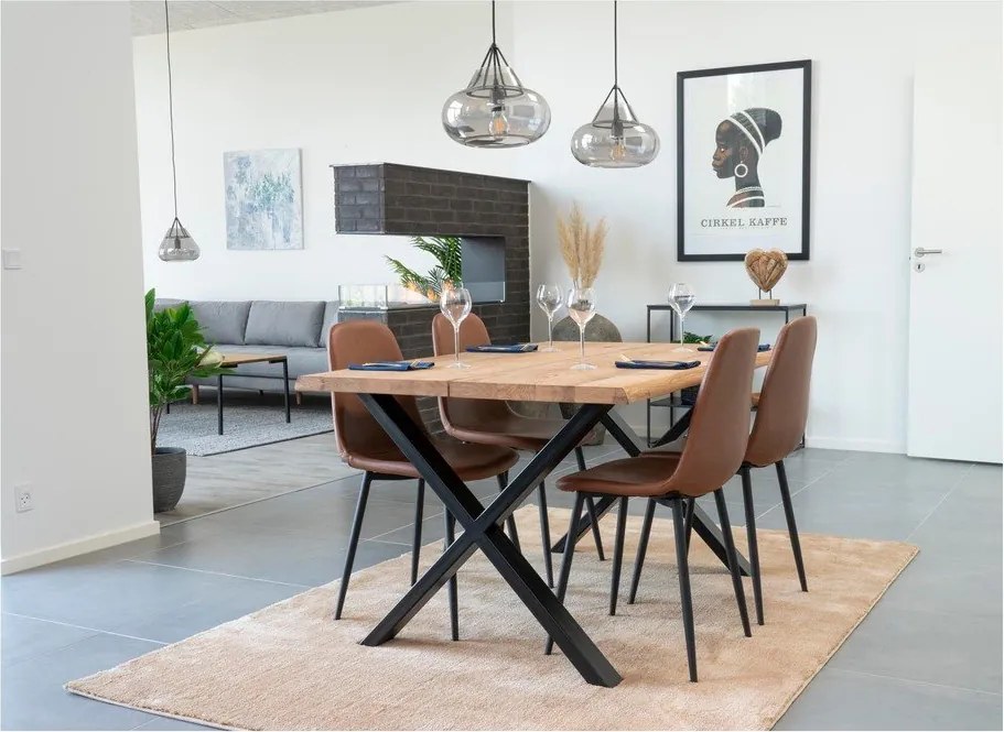 Jedálenský stôl s doskou z masívneho duba House Nordic Toulon, 140 x 95 cm