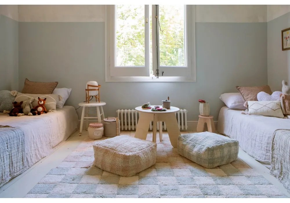 Svetloružový detský puf Vichy Rose – Lorena Canals