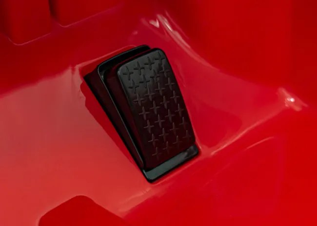 Elektrické autíčko Porsche Spyder RS 718 MP4 červené