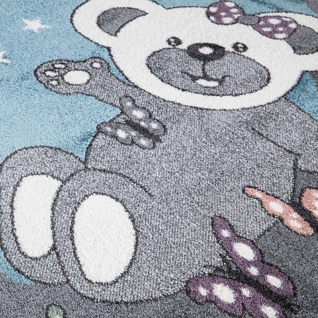 Dekorstudio Modrý koberec ANIME pre deti - medvedík 916 Rozmer koberca: 120x160cm