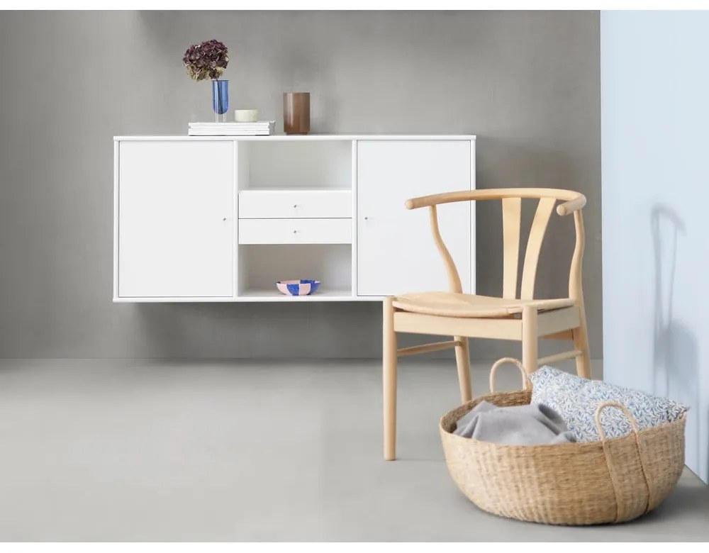 Biela nízka komoda 133x61 cm Mistral - Hammel Furniture