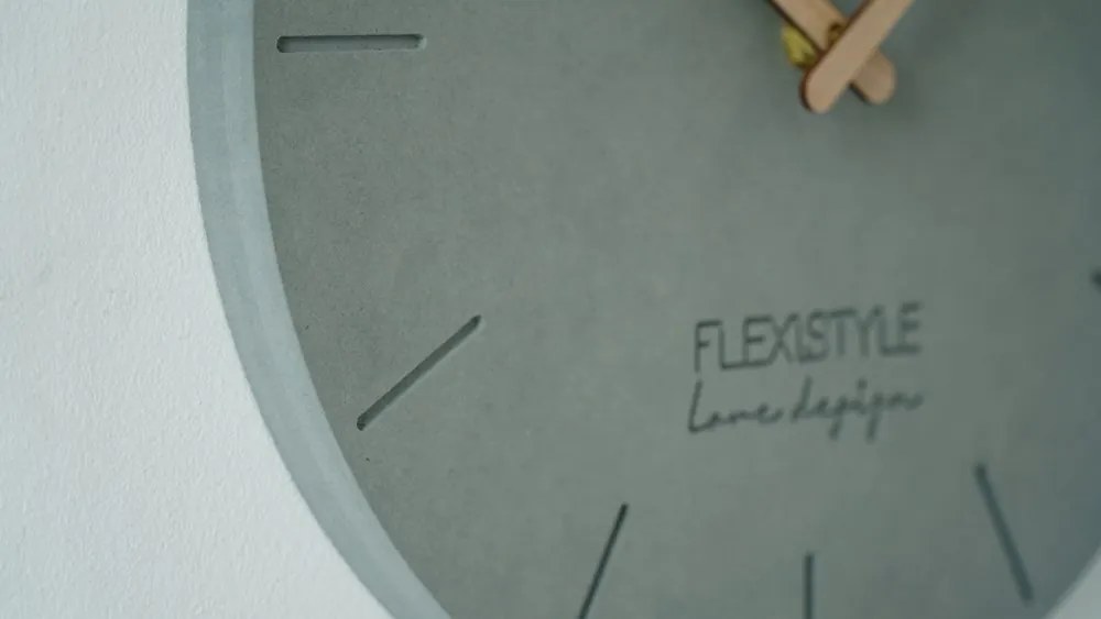 Moderné okrúhle hodiny na stenu 30cm sivé