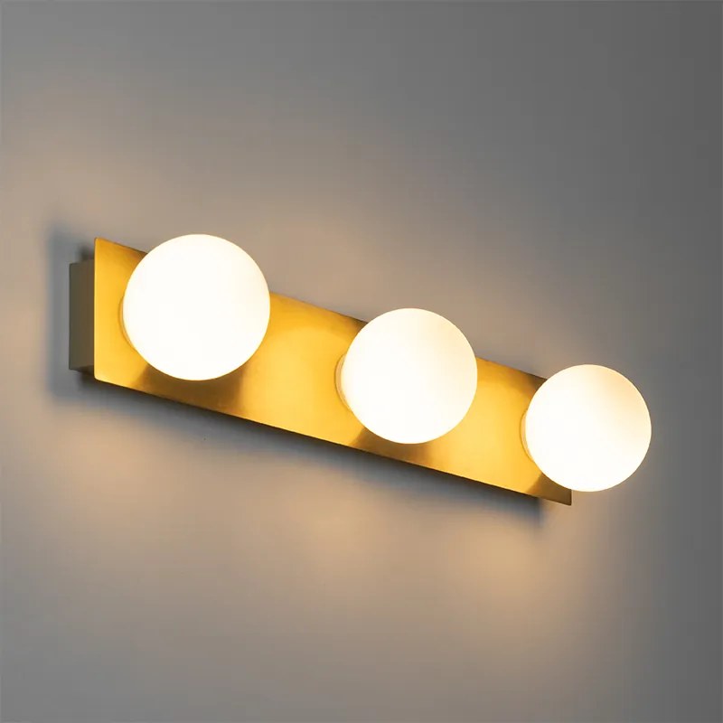 Moderná nástenná lampa zlatá 48 cm IP44 3-svetlo - Cederic