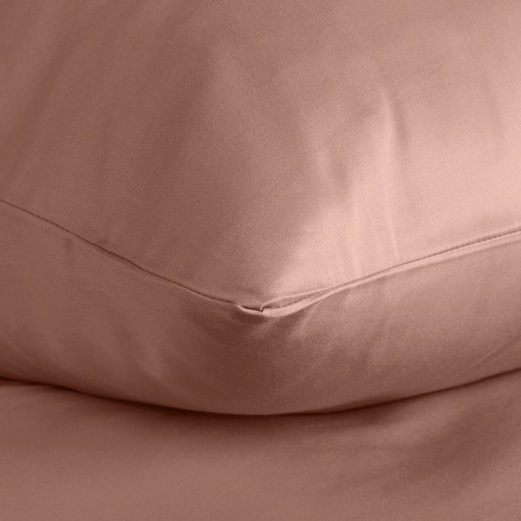 SATÉNOVÉ OBLIEČKY NOVA3 160X200 CM, 2 KS 70X80 CM ČERVENÉ